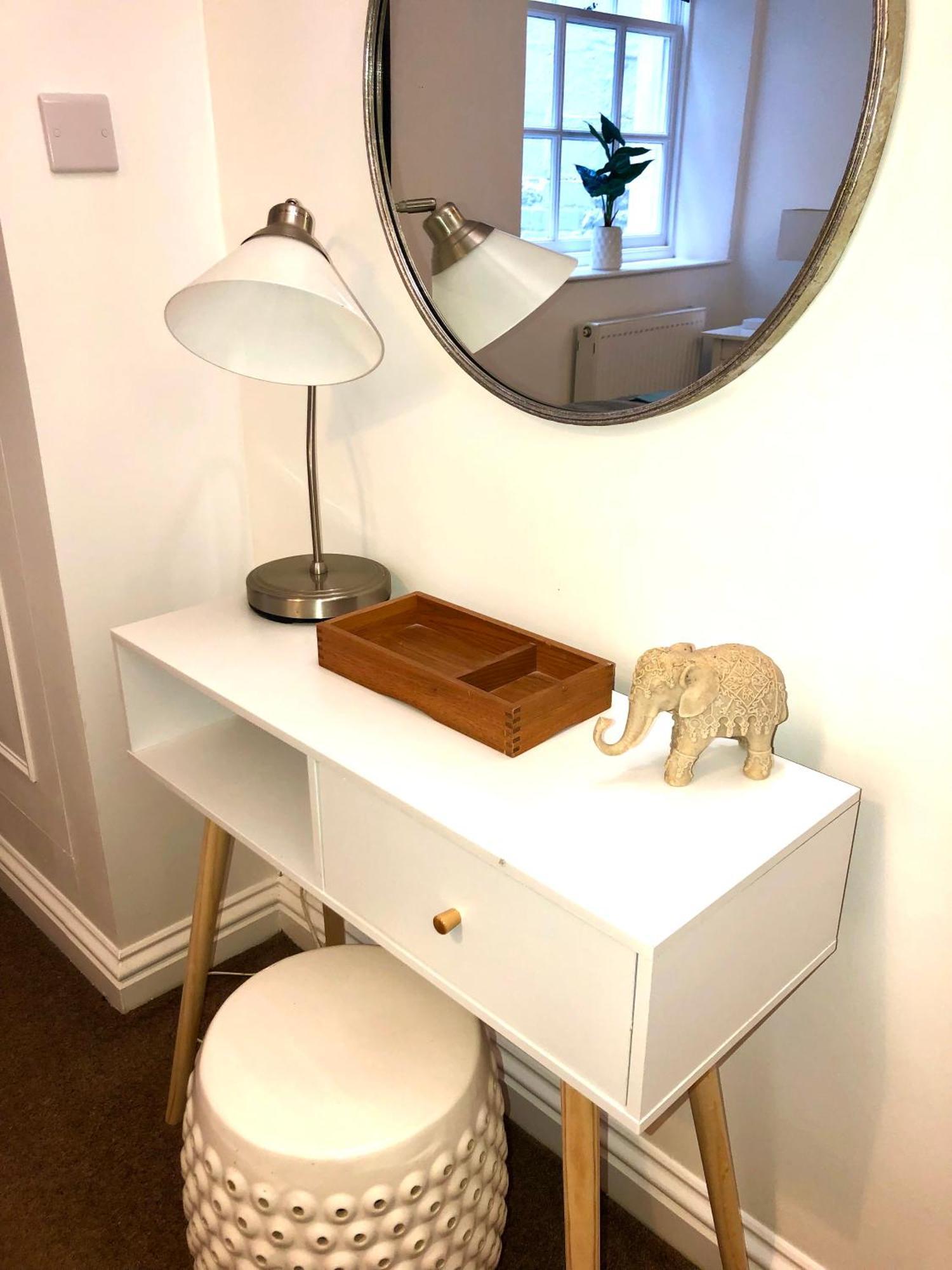 Superbly Located 2 Bedroom Luxury Apartment Bath Buitenkant foto